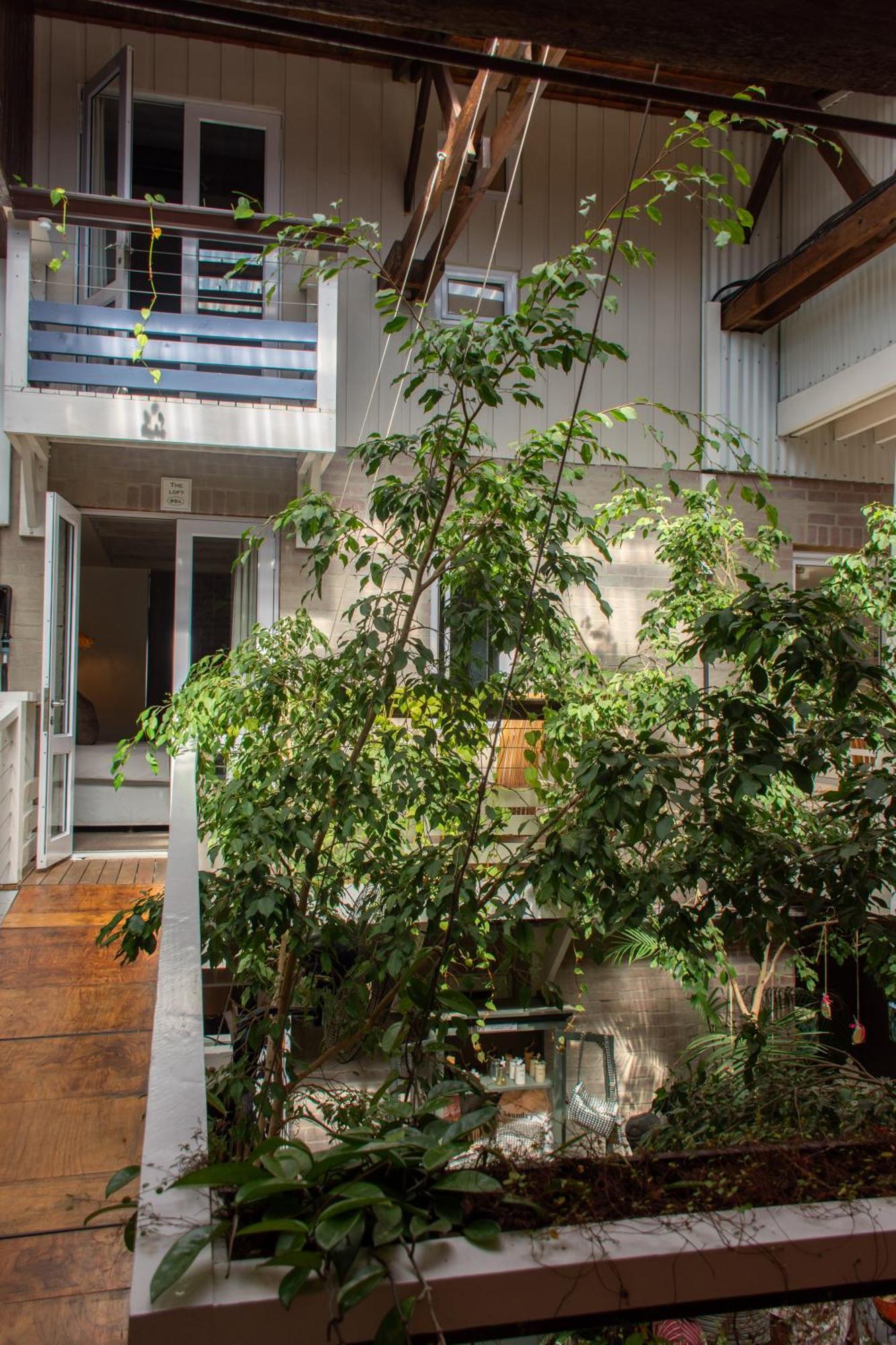 The Lofts Boutique Hotel Книсна Екстер'єр фото